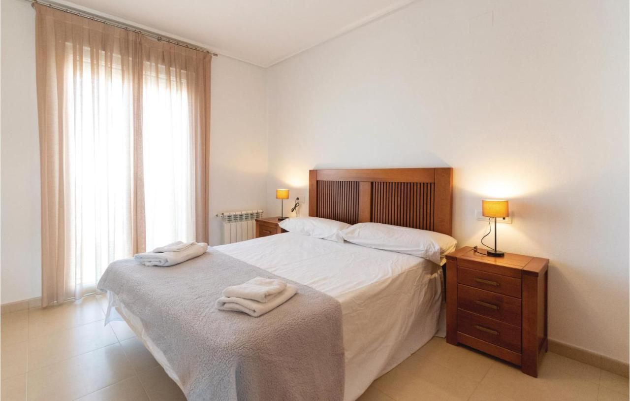 2 Bedroom Amazing Apartment In Roldan Los Tomases Exterior photo